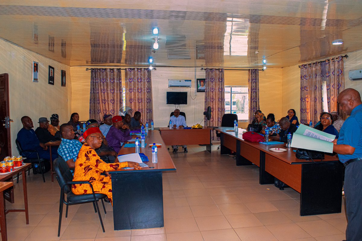 ClaretianU's tweet photo. The National Universities Commission (NUC) Accreditation team visits Claretian University.
See details at https://t.co/YEJBN1uGYP
#cuncmf #claretianuniversity https://t.co/DkqnkuwOch