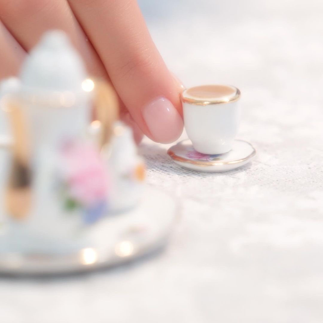 Someone told us that <a href="/ananyaworldwide/">ananyamakesmusic</a>’s "I’m too nice" music video is out on YouTube! 🤫💙
youtu.be/tgiqhh1YoSg
🤝 <a href="/weareplatoon/">PLATOON</a> x <a href="/sheilaafari/">Sheila Afari Polite</a> x <a href="/ayo_WPGM/">Ayo Adepoju</a> x <a href="/FurstAgency/">Furst Agency</a>