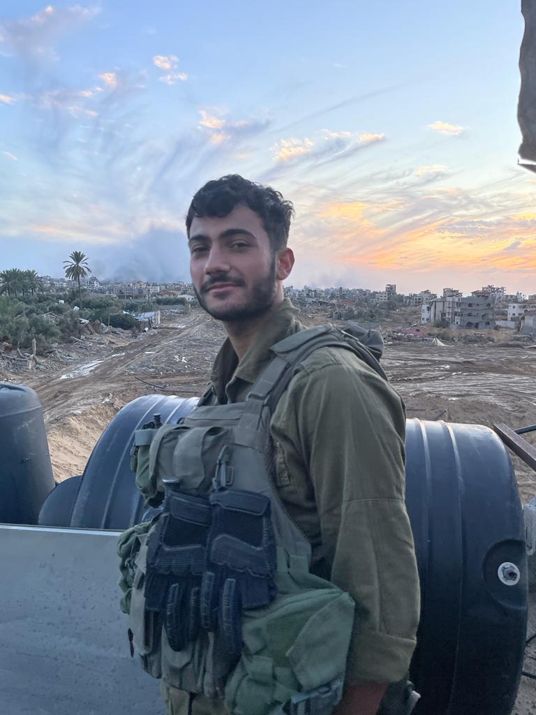kann_news's tweet photo. הותר לפרסום: רס"ר במיל' מתן דמארי ורס"ר במיל' עילי אליהו כהן נפלו בקרבות בצפון רצועת עזה https://t.co/AekzvOt20c
@ItayBlumental https://t.co/6HjfOiF12A