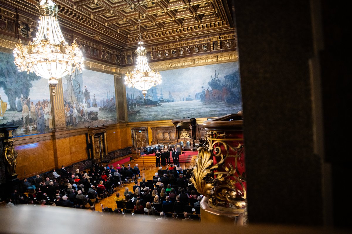 Hamburger Senat tweet media