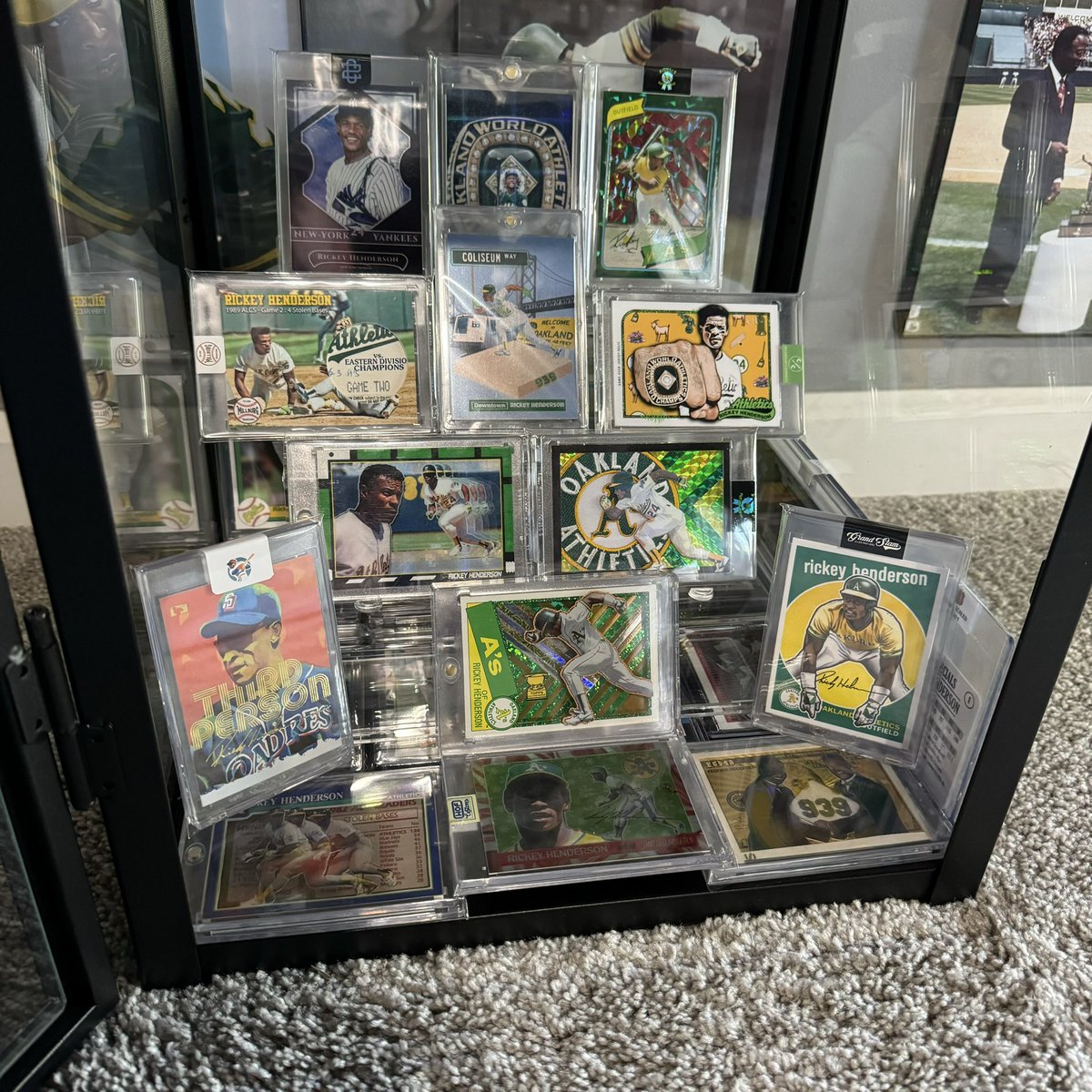 Man-cave of Steal (#24ever) tweet media