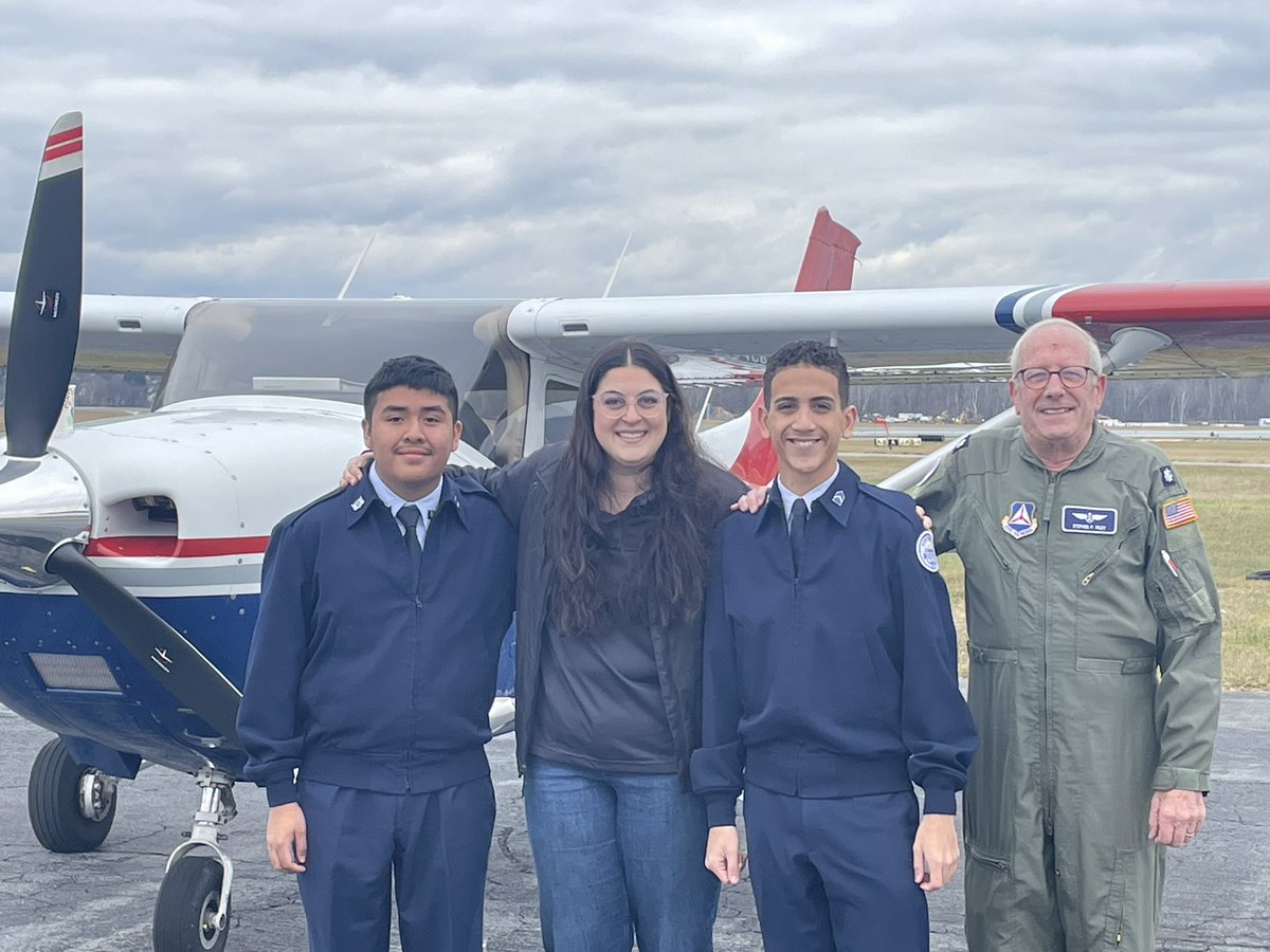 Two more cadets took to the air with the CAP today. Dr. Ciccarelli, one of our Assistant Principal’s even had the opportunity to fly. @MuhlHighSchool @MuhlJuniorHigh @muhlsd @MsCiccarelli