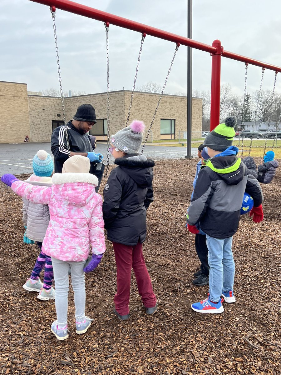 Carolyn Brown tweet media