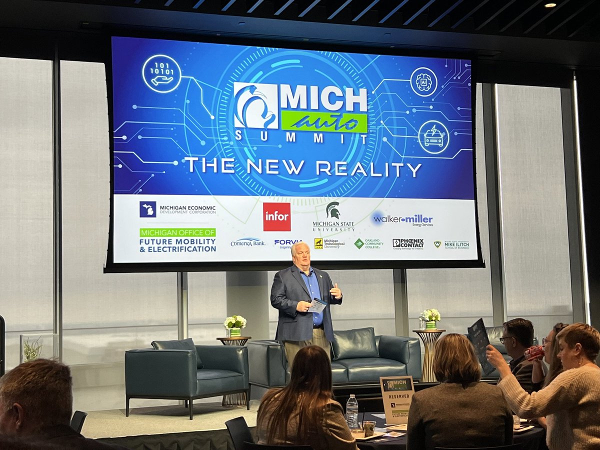 SteveGrigorian's tweet photo. @glennrstevens kicking off an important @MICHauto Summit. Let’s go! https://t.co/x6vCAN35lN