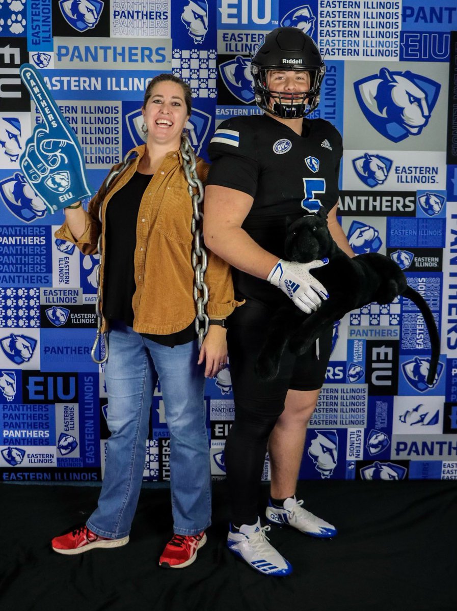 Isaiah Hare (@isaiahhare335) on Twitter photo Had a great time this past weekend with <a href="/EIU_FB/">Eastern Illinois Football</a> In Charleston. Can’t wait to be back in the spring. <a href="/FB_Coach_Wilk/">Chris Wilkerson</a> <a href="/CoachBignell/">Clay Bignell</a> <a href="/CoachWyatt_/">Fred Wyatt</a> <a href="/BE_Chargers/">Bullitt East Football</a> <a href="/KYFUTURESTARS/">Ricco Hughes</a> #WeNotMe Had a great time this past weekend with <a href="/EIU_FB/">Eastern Illinois Football</a> In Charleston. Can’t wait to be back in the spring. <a href="/FB_Coach_Wilk/">Chris Wilkerson</a> <a href="/CoachBignell/">Clay Bignell</a> <a href="/CoachWyatt_/">Fred Wyatt</a> <a href="/BE_Chargers/">Bullitt East Football</a> <a href="/KYFUTURESTARS/">Ricco Hughes</a> #WeNotMe