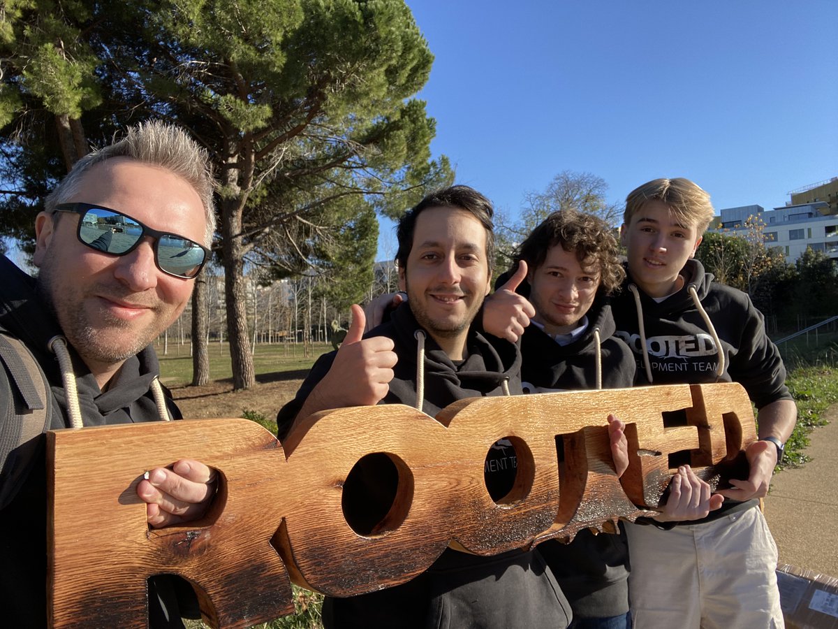 RootedTheGame's tweet image. 🎁Check out this incredible gift we received straight from the US! Handmade by a couple who have been supporters of ROOTED since day one, this 1.53m long carved game logo is simply amazing 
Thank you again! You are extraordinary!❤️

#RootedTheGame