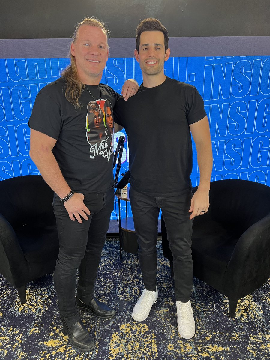 New episode with <a href="/IAmJericho/">Chris Jericho</a> is up now! 🔥

He reflects on the first 5 years of AEW, the difference between working for Tony Khan &amp; Vince McMahon, not wanting a HOF induction, constantly reinventing himself and more! 

Watch/listen: podcast.chrisvanvliet.com/chris-jericho-…