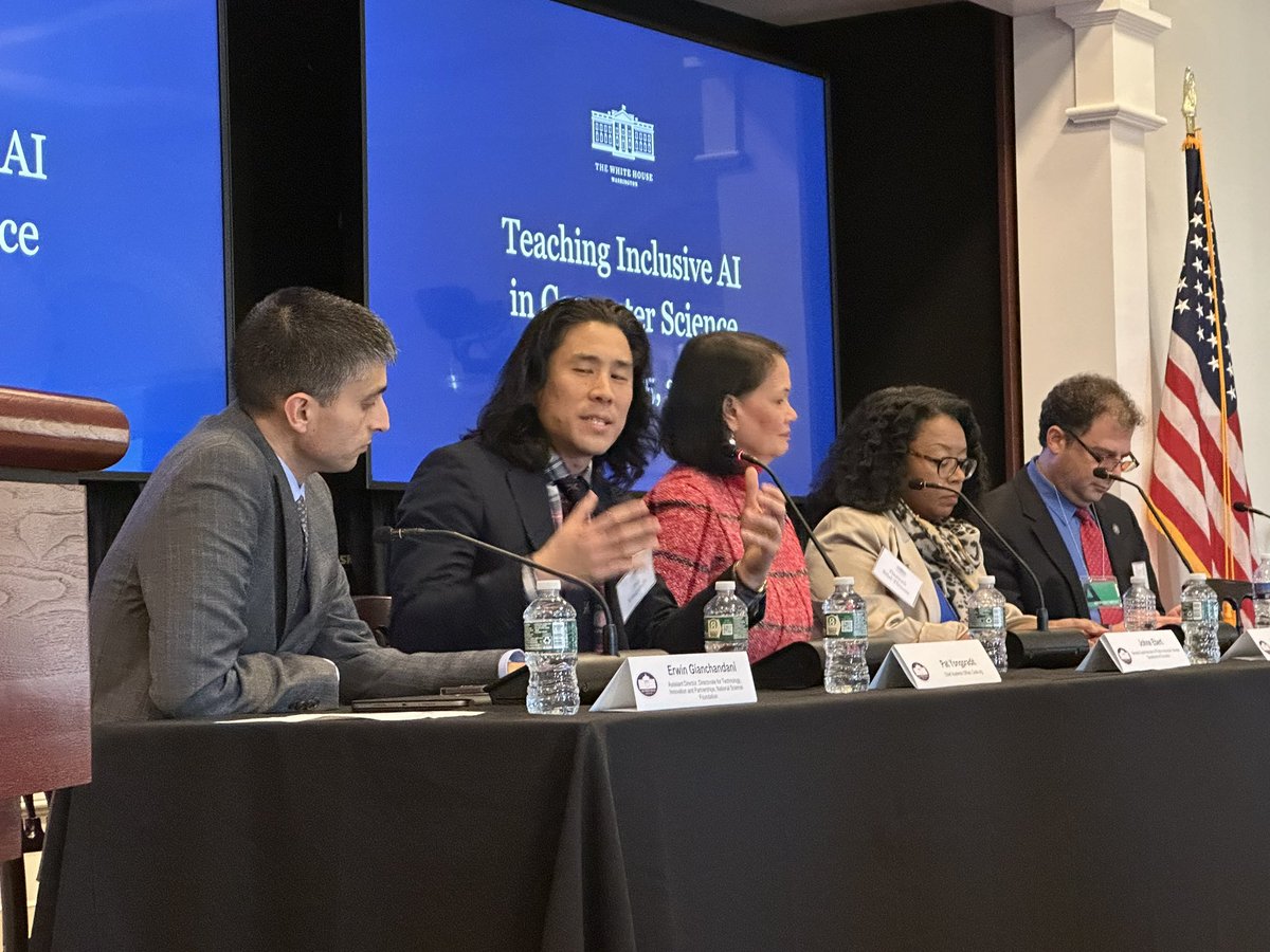 At today’s #CSEdWeek meeting event at the @WhiteHouse, @NSF, @NationalEducat4, @codeorg, and @NvstateED discuss partnerships and pathways for student success in AI.