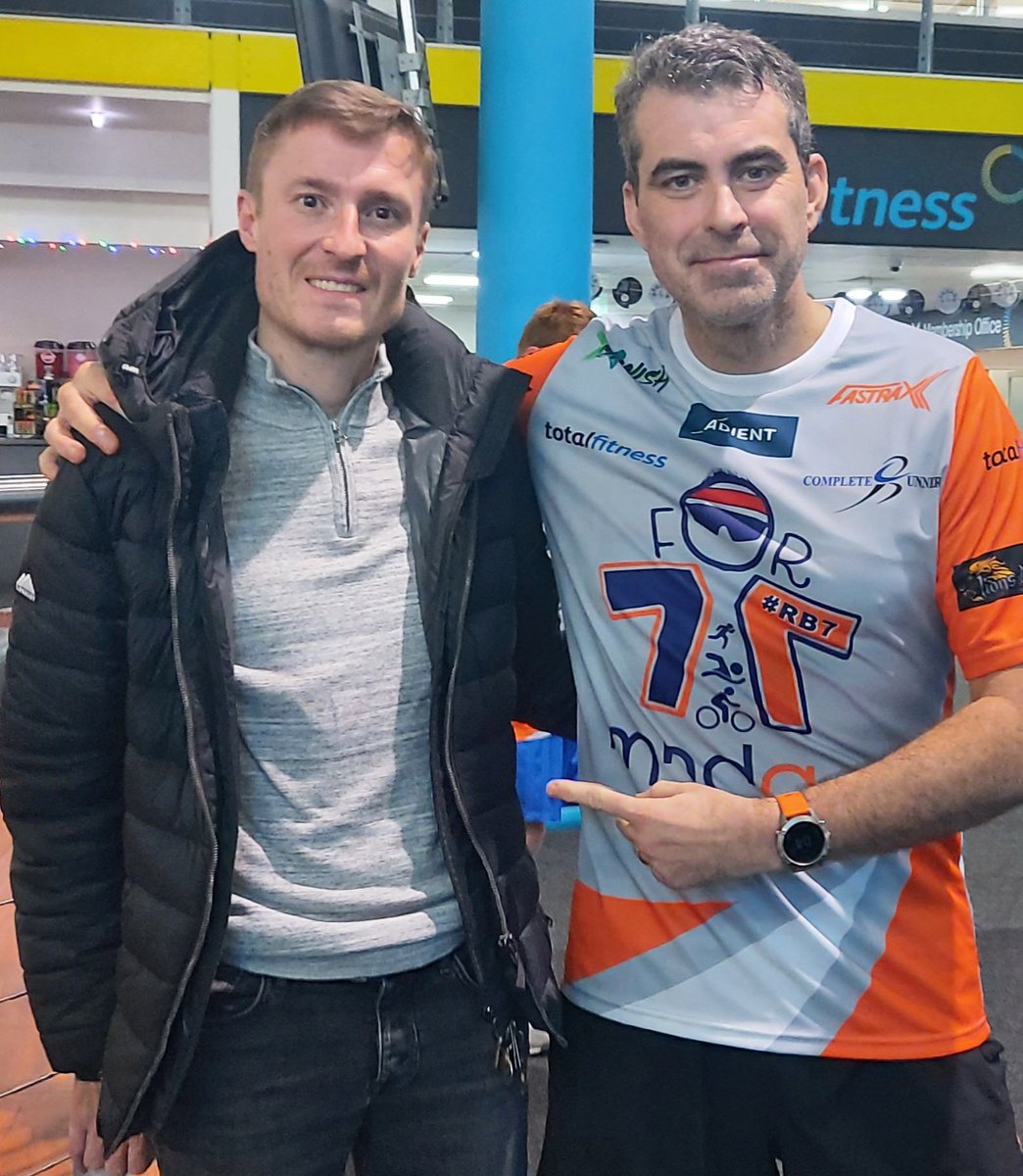 clarkemartyn1's tweet image. #FestiveMND7Challenge Day 5 today for Stephen Darby &amp;amp; @DarbyRimmerMND huge support past few years, thank-you, inspiring, today's 7 miles for you mate 👍 @stephhoughton2 @kevdarby84