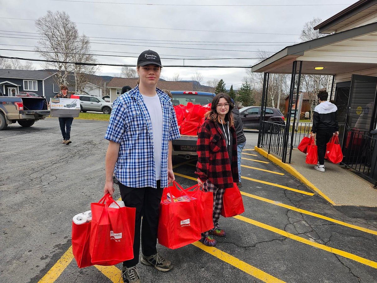 We helped Speedy Glass with their Red Bag Food Drive again this year. 

We got a $20 donation &amp; 140+ bags for our local Food bank at the Pentecostal church.

Thanks to all of the helpers that helped us with this project, and to all the members for collecting all this food! 🎒