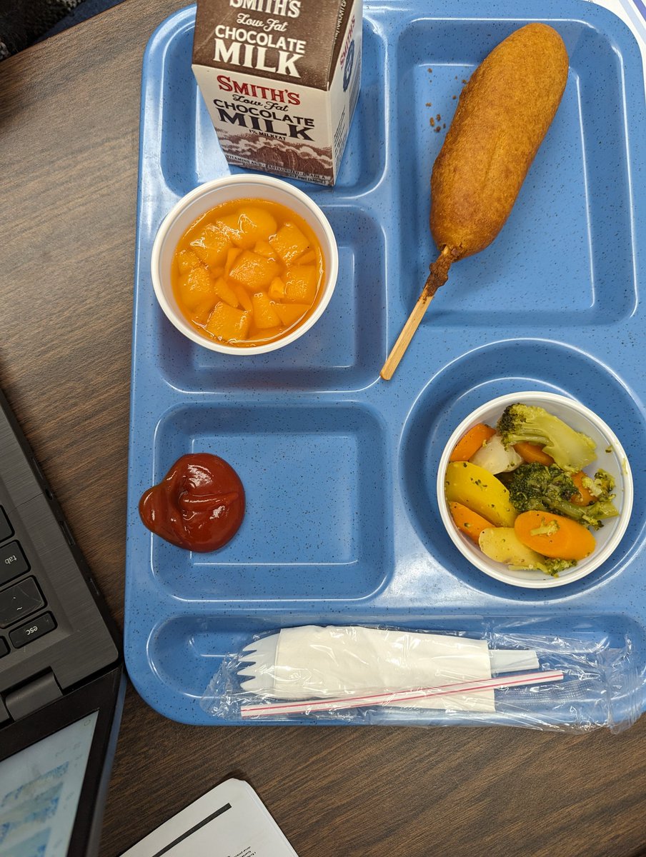 ar103020's tweet photo. Corn dogs today!  Yesterday was popcorn chicken.  Be well! https://t.co/Sub6wbsq7a