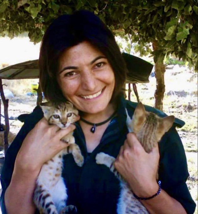 برای چشمانش که عاشق زندگی هستند.
#زینب_جلالیان 
#FreeZeynabJalalian