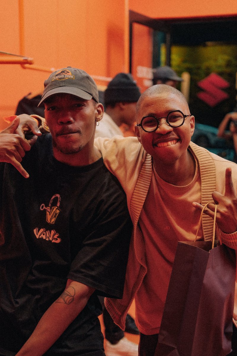 SWANK_JOZI's tweet photo. ICYMI

Spotted some homies in store for our new Hot Orange Space look to come pick up the 1st Delivery Holiday pieces from our latest collection.

#10YearsDeep https://t.co/y9Gi3Khy1l