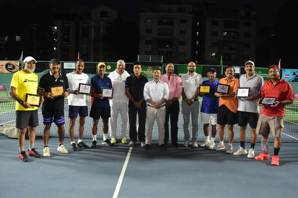 AITA__Tennis's tweet photo. Celebrating tennis excellence across generations at the ITF MT 700 - Indore presentation ceremony! From the dynamic Pulkit Mishra in the 30+ category to the seasoned Narender Janweja in the 75+, each champion etched their name in victory...🎾 #TennisMasters #Indore #MT700 https://t.co/rQmlCCSWXN