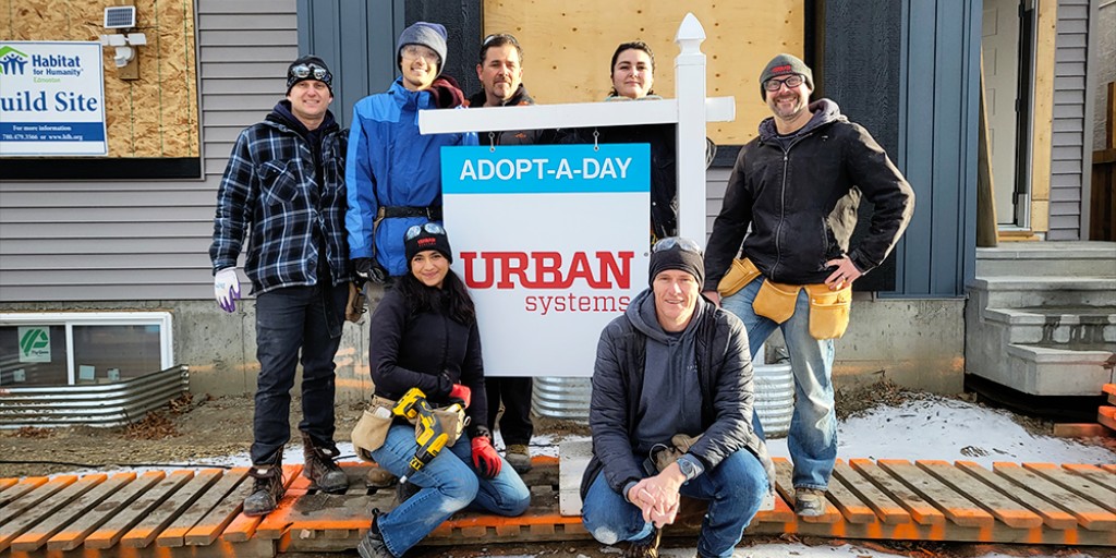 Today, siding was installed in both homes on the Orest Myckan Legacy Build presented by @rcfyeg, with help from @spirit_of_urban participants. hfh.org/omlb/. #orestmyckan #lorestmyckanbuild #orestmyckanlegacybuild #edmonton #alberta #affordablehomeownership #yeg