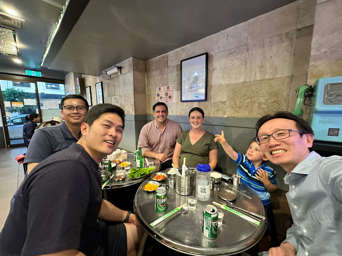 Chris Nahm (@chris_nahm) on Twitter photo Great pleasure to have hosted the amazing Dr RJ Aoun from <a href="/OhioStateSurg/">Ohio State Wexner Medical Center Surgery Dept.</a> <a href="/OSUWexMed/">The Ohio State University Wexner Medical Center</a> 🇺🇲 at <a href="/WestmeadSurgery/">Westmead Surgery</a> <a href="/Sydney_Uni/">University of Sydney</a> 🇦🇺. He leaves with a new appreciation for 🍍in 🍔 and 🇦🇺 theatre humour. Thank you <a href="/timpawlik/">Timothy M. Pawlik</a> for sending such a fabulous resident. <a href="/VincentLam16/">Vincent Lam</a> <a href="/tcypang/">𝔻𝕣 𝕋𝕠𝕟𝕪 ℙ𝕒𝕟𝕘</a> Great pleasure to have hosted the amazing Dr RJ Aoun from <a href="/OhioStateSurg/">Ohio State Wexner Medical Center Surgery Dept.</a> <a href="/OSUWexMed/">The Ohio State University Wexner Medical Center</a> 🇺🇲 at <a href="/WestmeadSurgery/">Westmead Surgery</a> <a href="/Sydney_Uni/">University of Sydney</a> 🇦🇺. He leaves with a new appreciation for 🍍in 🍔 and 🇦🇺 theatre humour. Thank you <a href="/timpawlik/">Timothy M. Pawlik</a> for sending such a fabulous resident. <a href="/VincentLam16/">Vincent Lam</a> <a href="/tcypang/">𝔻𝕣 𝕋𝕠𝕟𝕪 ℙ𝕒𝕟𝕘</a>