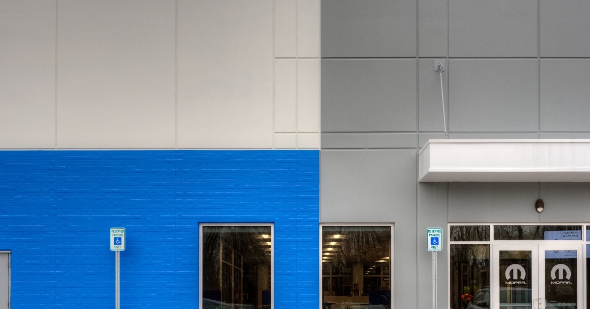 FabconPrecast's tweet photo. Opting for a steel-form painted finish is not only cost-effective, but it also offers a wide array of color choices. 🎨 #ThinkFabcon 

Ready to talk about your next project? Visit https://t.co/CdgDU6PbZL or call us at 800-727-4444. https://t.co/PMFEaDmlvt
