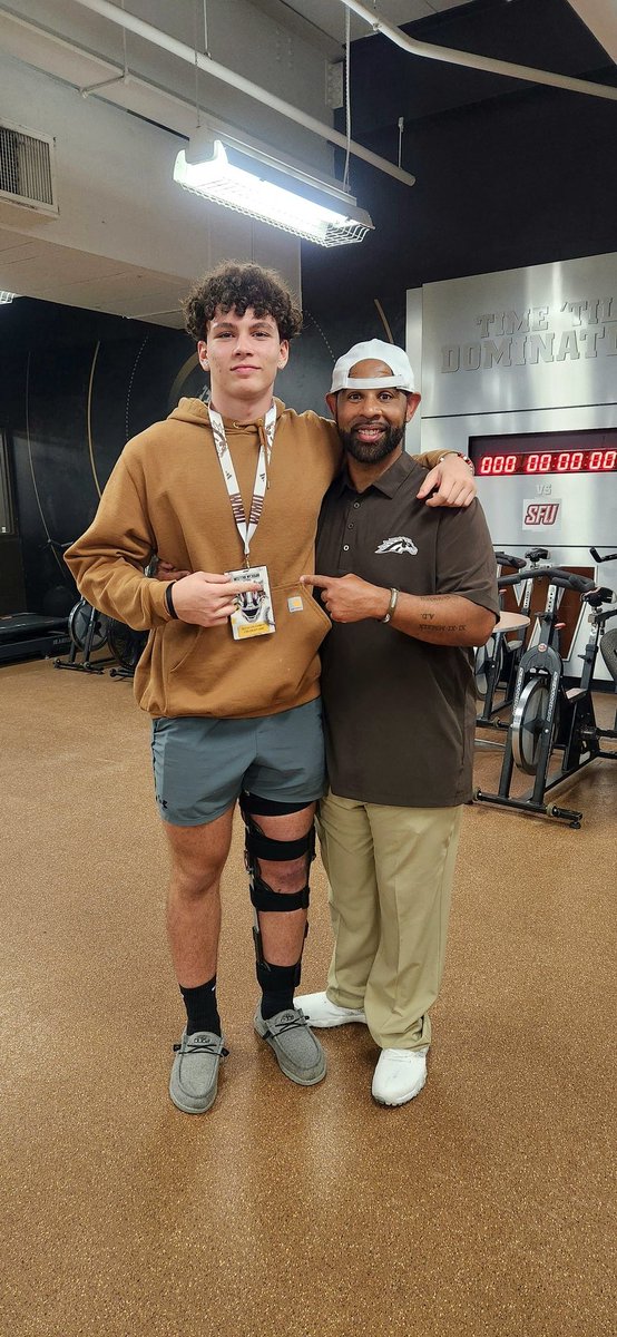 _iliagligorov_'s tweet photo. After a great conversation with @fbcoachcoop I am blessed to receive my 1st D1 offer (PWO) to @WMU_Football !! @CoachDenham1 @WMUCoachEspo @c_huber5 @ColerainFtball https://t.co/luvNYNScs2