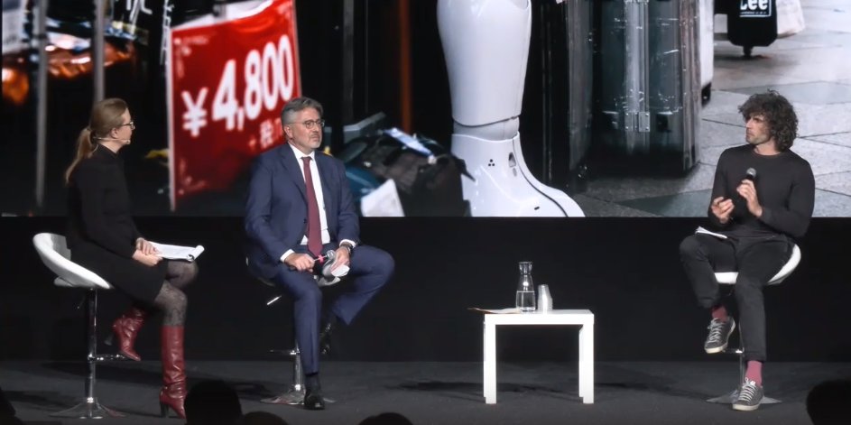 GiovannaDiTroia's tweet photo. Nascono nuove professioni con l'#IA e il #MachineLearning e c'è chi cambia il mestiere perché ci sono degli innesti. Oltre la formazione in azienda puntiamo sulle community di #innovazione
🎙️Cristian Fabbri | @GruppoHera 
#HerAcademy #GruppoHera #adv #IntelligenzaNelFuturo https://t.co/9jdS39DZL0