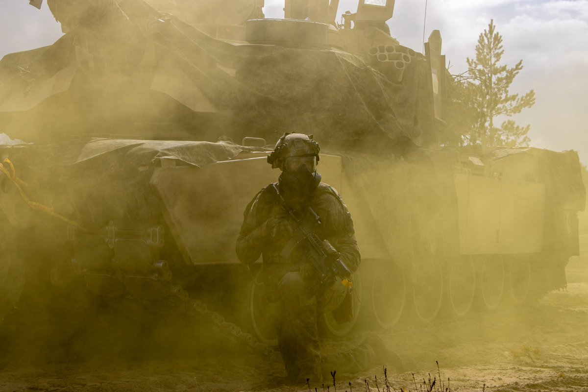 Guess what day it is? 

#TankTuesday | @iii_corps | @FORSCOM