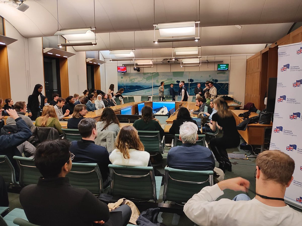 🇪🇺🇬🇧🔛 <a href="/CuttinMaurizio/">Maurizio Cuttin 🇬🇧🇺🇦</a> advisor to <a href="/EU_EESC/">European Economic and Social Committee</a> Member <a href="/CillianLohan/">Cillian Lohan</a> for the opinion on EU-UK Youth Engagement, co-chairing the Roundtable on the Future of Student Mobility between UK &amp; EU, together with <a href="/NathalieLoiseau/">Nathalie Loiseau</a> , Chair of EP Delegation to UK-EU PPA, &amp; <a href="/KlajdiSLarrone/">Klajdi Selimi</a>