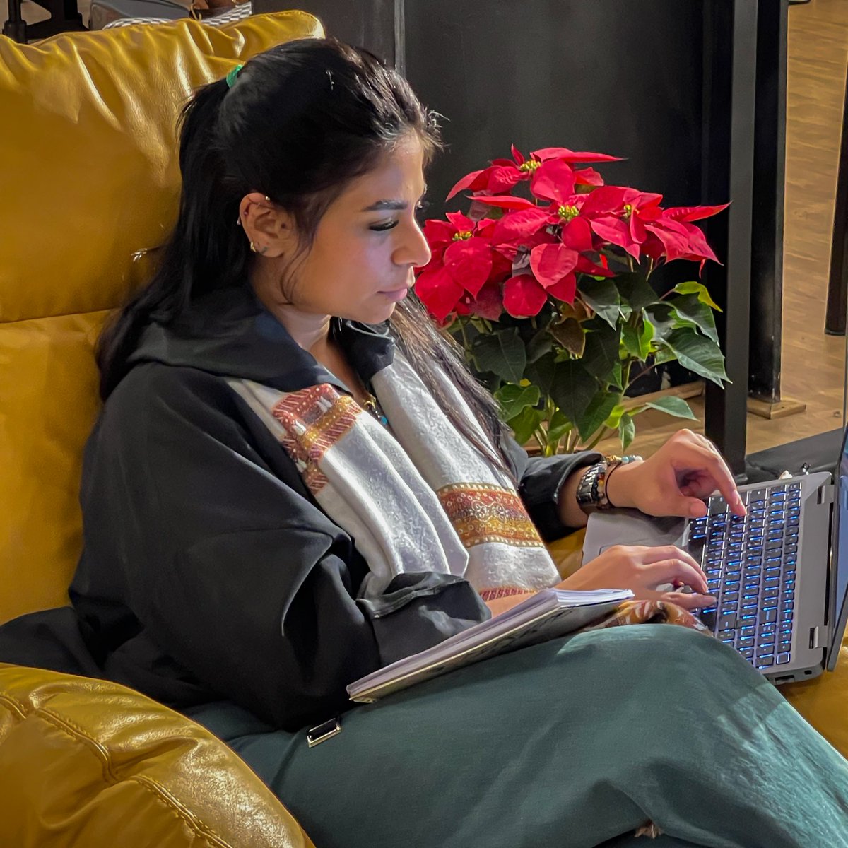 Kamelizer Spaces tweet media