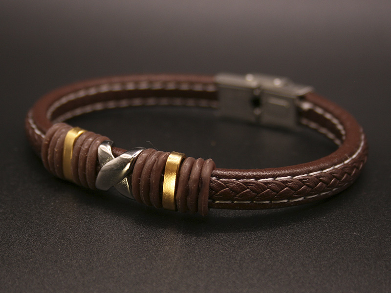 MalasMeigas's tweet photo. #pulseracuero #pulseraoriginal #pulseras #pulseracuero #pulseraspersonalizadas #pulserahombre #pulserasacero #pulsera https://t.co/zo67vb10GL