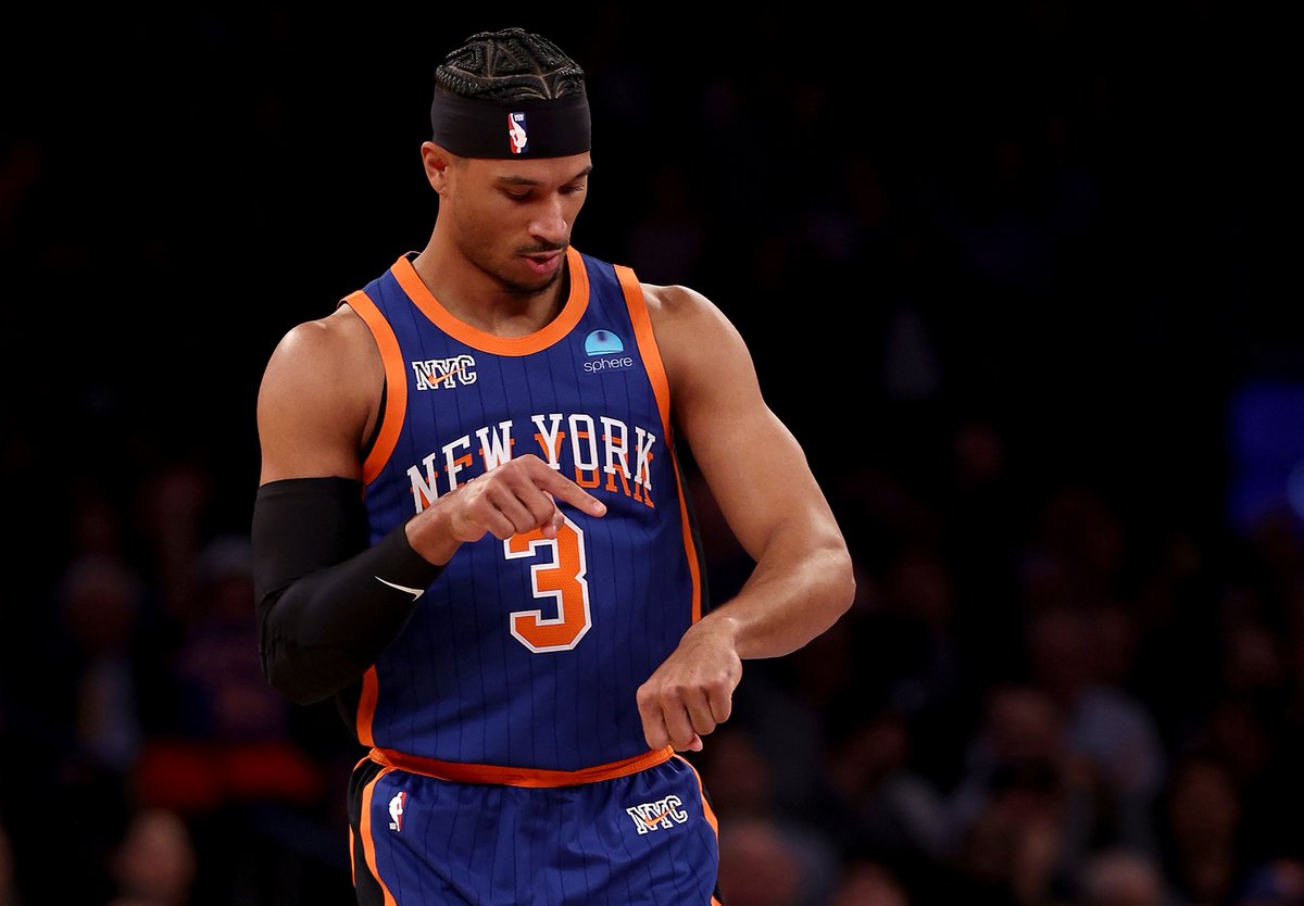 mikealexbolling's tweet photo. I am not Knicks fan but I would buy a @joshhart jersey simply because of how much he likes betting. #R3SPECT https://t.co/cwBXV8C4pz