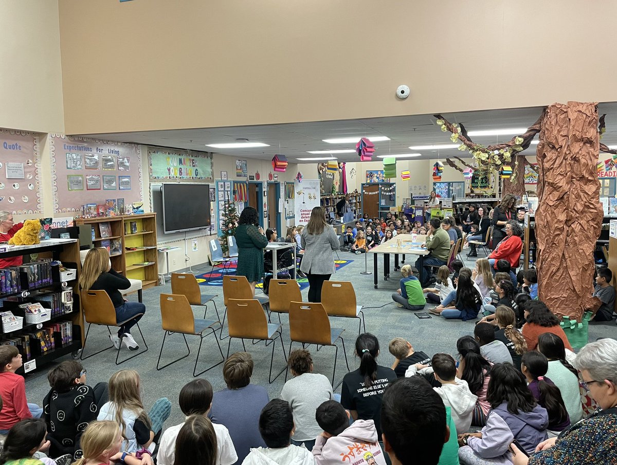 Full house <a href="/gowilsonrangers/">Wilson Elementary</a> ready to support our Dual Language Learners in the Spanish Spelling Bee #wilsonway #cisdeslbil @cisdeslbil