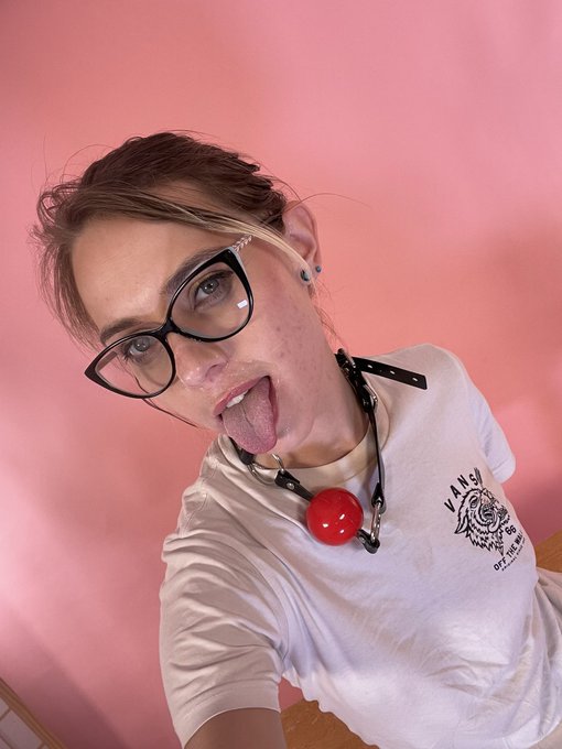 And that&rsquo;s a wrap! Customs all done and even added with a naughty video just for my official website