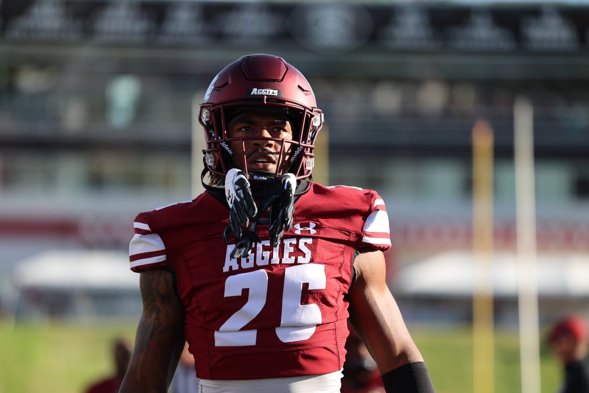 nkárisma tweet media