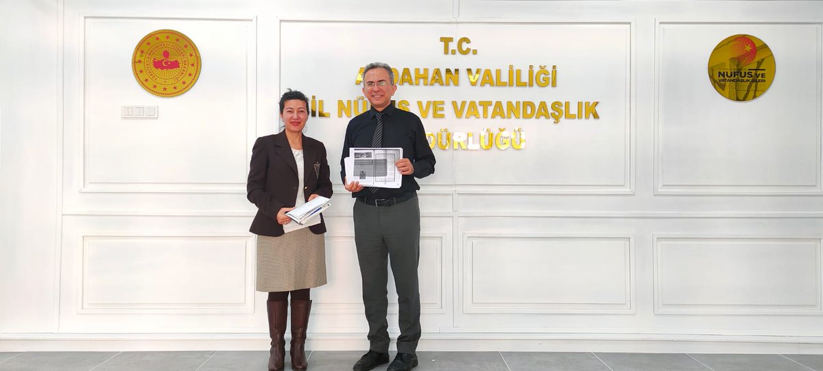 Bugün  Prof. Dr. Sayın Makbule Sarıkaya hanımefendiyi ağırladık. Kendisinden Aralık ayında açacağımız nüfusla ilgili sergimiz için değerli bilgiler edindik. Bunlardan sadece biri Türkiye'de 28 Ekimin Türkiye'de nüfus bayramı olarak kutlandığı idi. Zaatina teşekkürlerimi sunuyorum