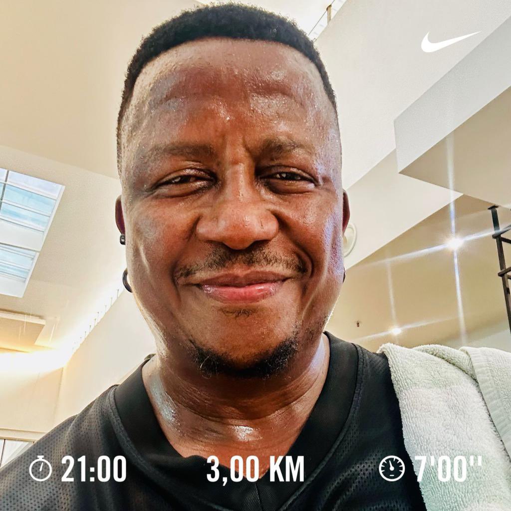 DJFreshSA's tweet photo. Happy #Chooseday!!!
#KwvOhShip2023 may have stolen my voice… NOT my legs or my resolve!!!
#ChooseToPowerOn https://t.co/Dg8MoutY95