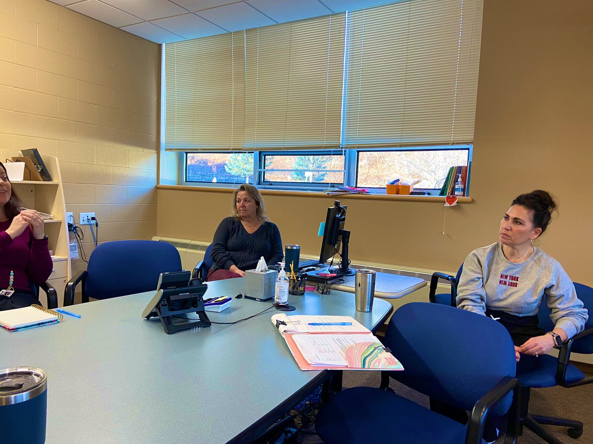 donato_piselli's tweet image. Thanks to our Grade 5 Math Team for the great dialogue around visiting a colleagues classroom! Appreciate the focus on student thinking and agency.