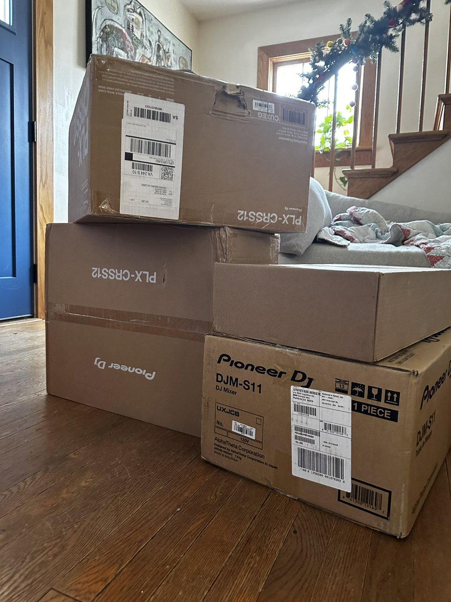 Crss12s are here and the long overdue s11 todays my christmas to me