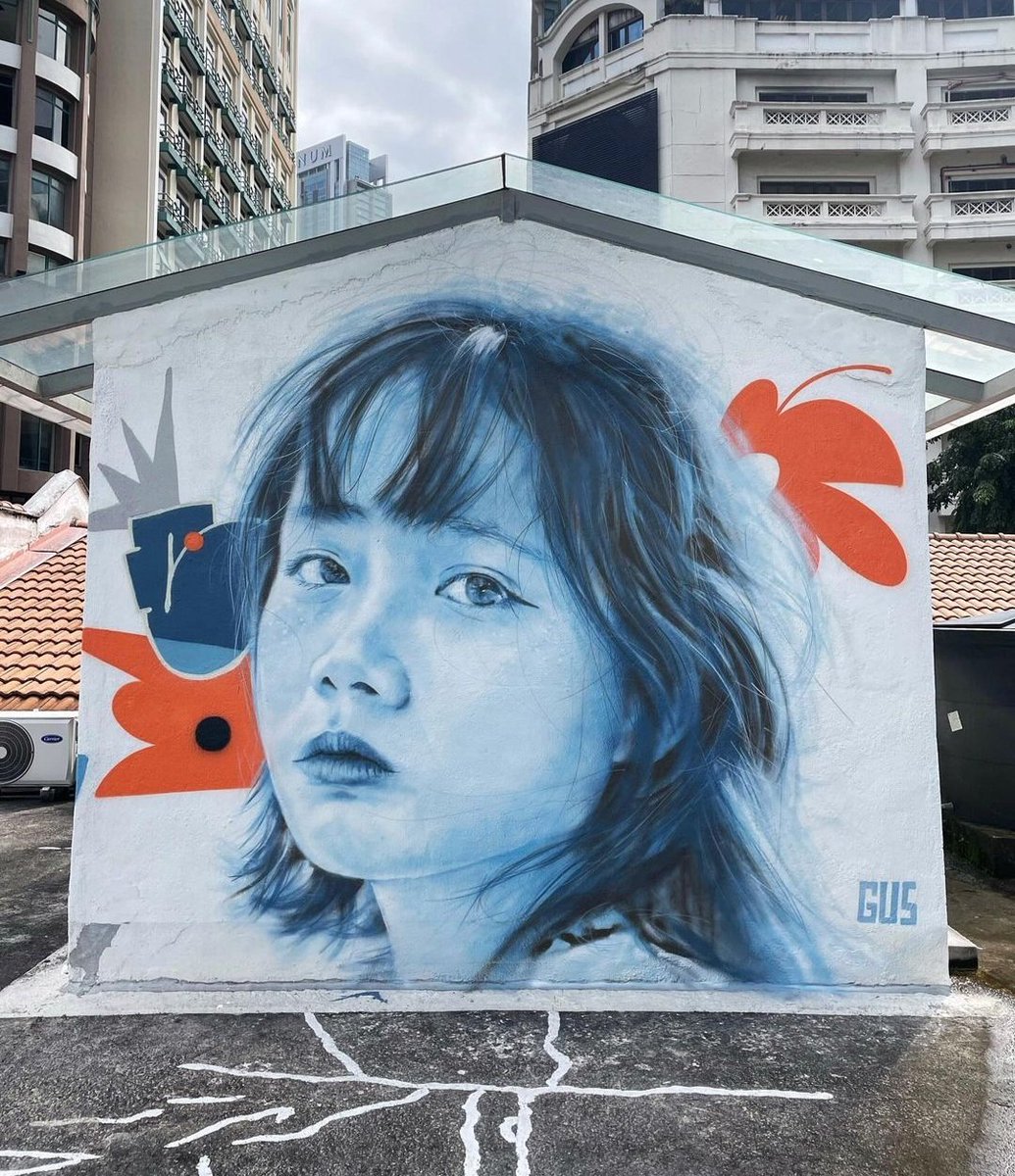 Art by Australian Gus Eagleton in Kuala Lumpur, Malaysia (2023) #guseagleton #lamolinastreetart | photo by @ streetartaustralia via mysl .nl/uSNH