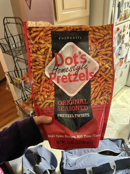 these pretzels have changed my life. I have been reborn https://t.co/1ULdle7HPe