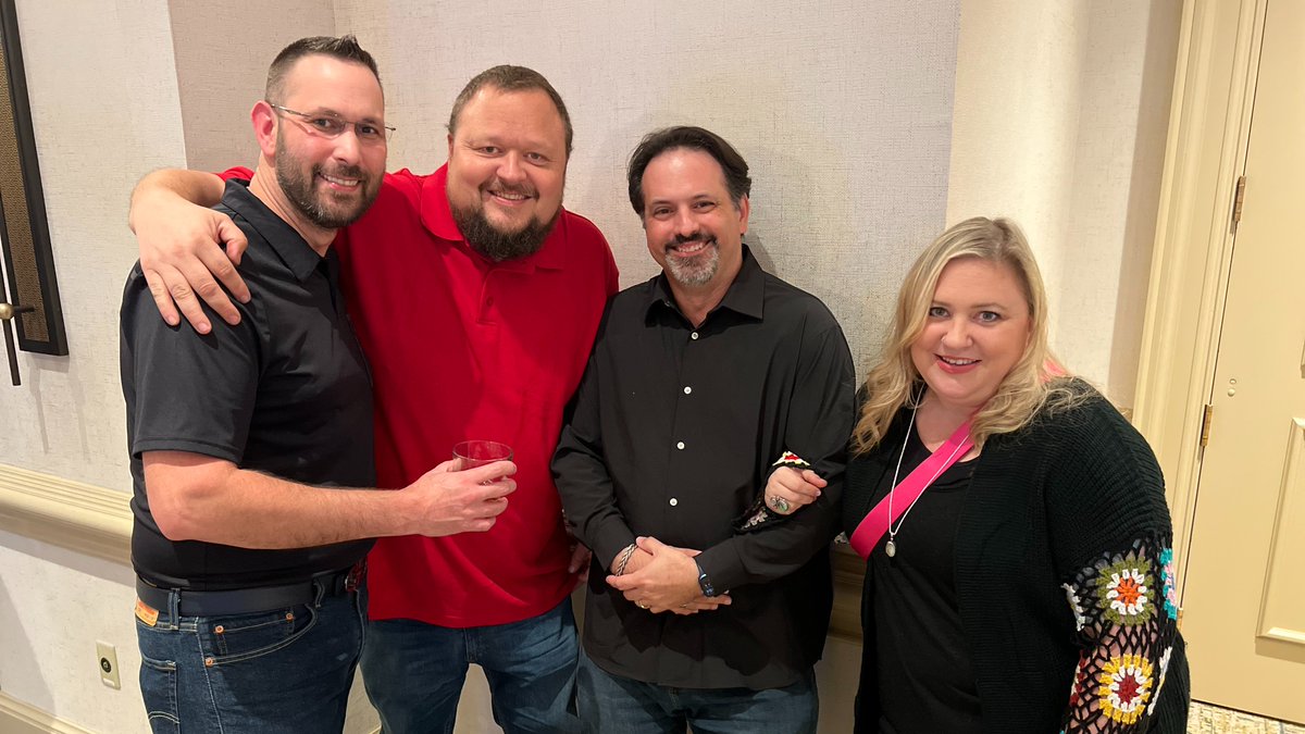 i-Tech Support tweet media