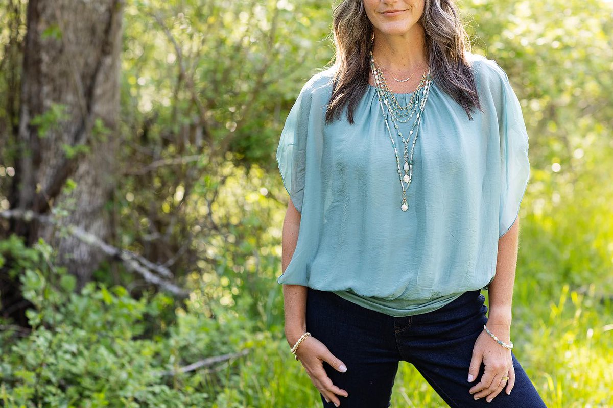 Last day of #SHERECOVERS Friend <a href="/AVDAnne/">Anne Vaughan Designs</a>'s 12 Days of Giving event! 10% of all featured product sales go to fund our mission programs.

Help SHE RECOVERS to reach, connect, support &amp; empower the women who need us but have yet to find us.

#ShopForACause🔗 sherecovers.org/our-friends/