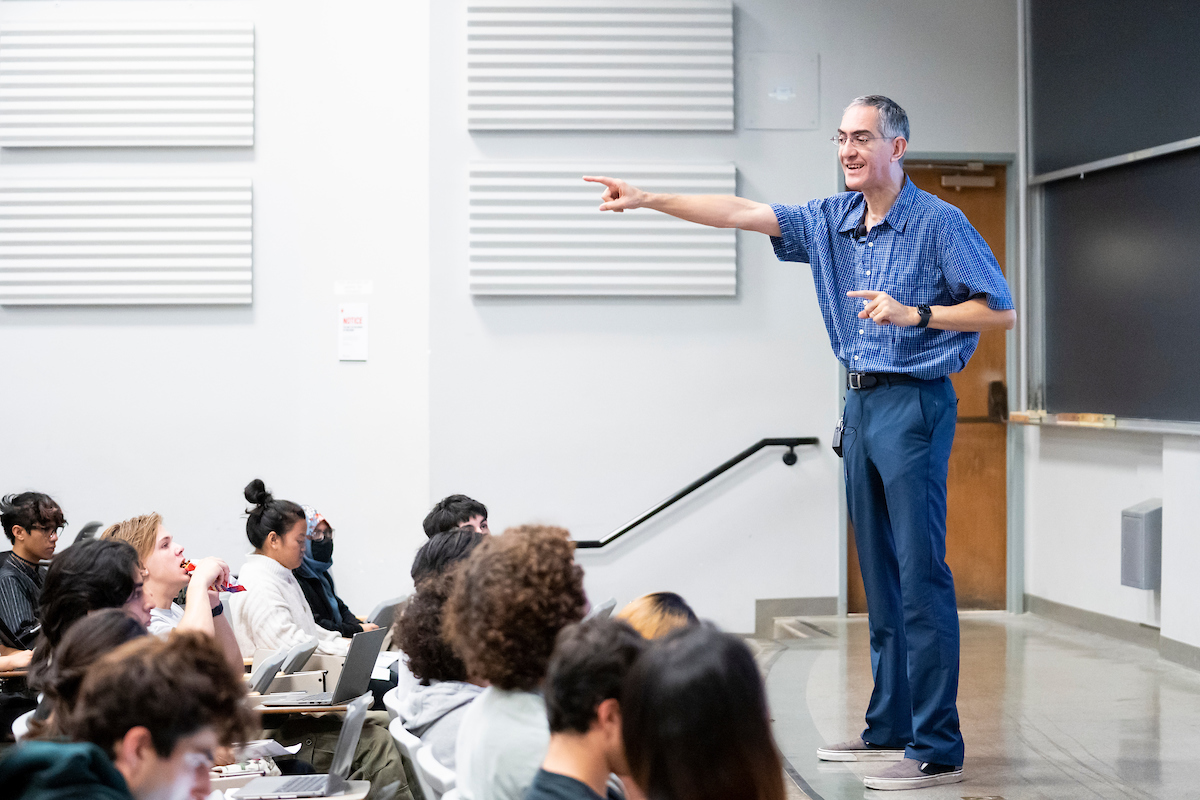 Berkeley Engineering (@cal_engineer) on Twitter photo The grading system known as “mastery learning” seeks to facilitate a process that gives students more room to learn from their mistakes. Now, Berkeley has a class pilot in <a href="/Berkeley_EECS/">UC Berkeley EECS</a>.
Read our story: bit.ly/418aTnC The grading system known as “mastery learning” seeks to facilitate a process that gives students more room to learn from their mistakes. Now, Berkeley has a class pilot in <a href="/Berkeley_EECS/">UC Berkeley EECS</a>.
Read our story: bit.ly/418aTnC