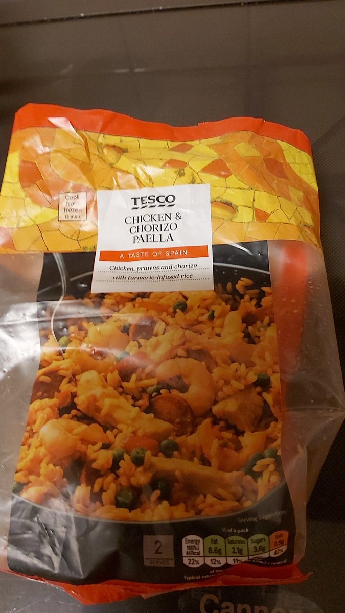 DTandJT's tweet photo. @Tesco it has been a noticeable decline for this product in both amount of prawns, chorizo, chicken is now poor and dam if you've topped it off its the worst it's ever tasted https://t.co/uUGR3AUYuD