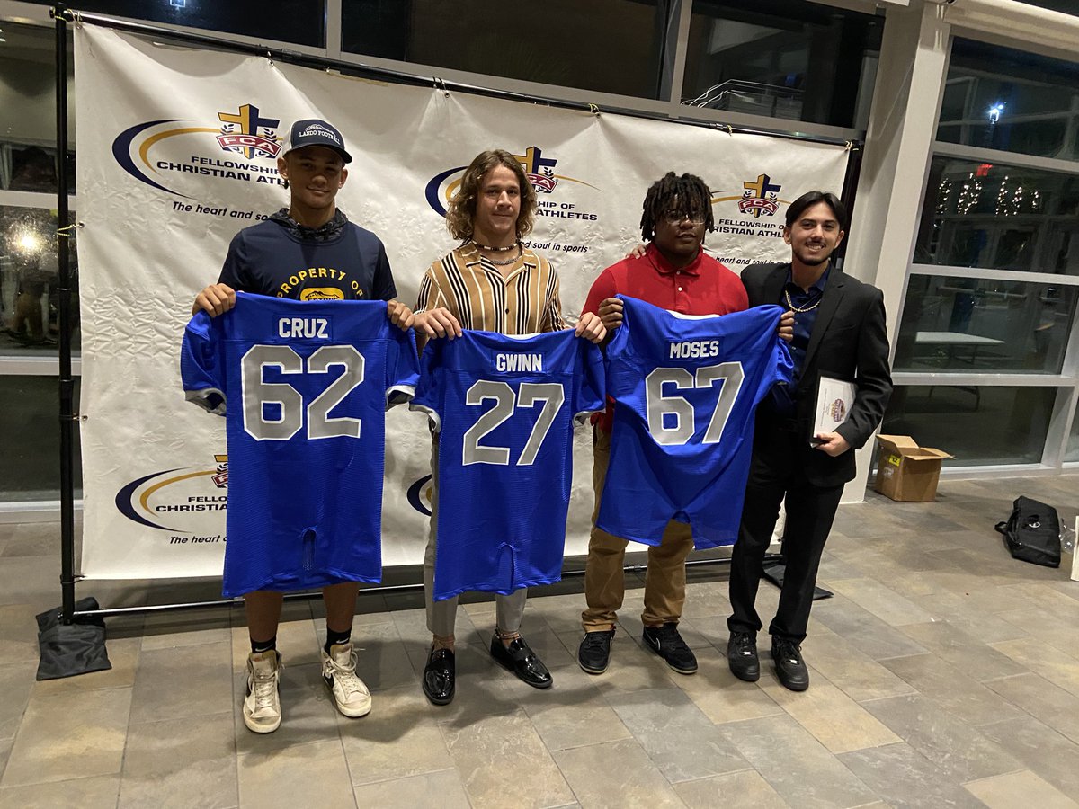 missredd84's tweet photo. So ready for this Friday!! But also not ready😢 happy to get to see these young men play together one last time! @Khristopher53 @CodyGwinn24 #LetsgoWest #fcaAllStarGame @LOLHSTDClub @LOLHSathletics https://t.co/F9o1wwVPqU