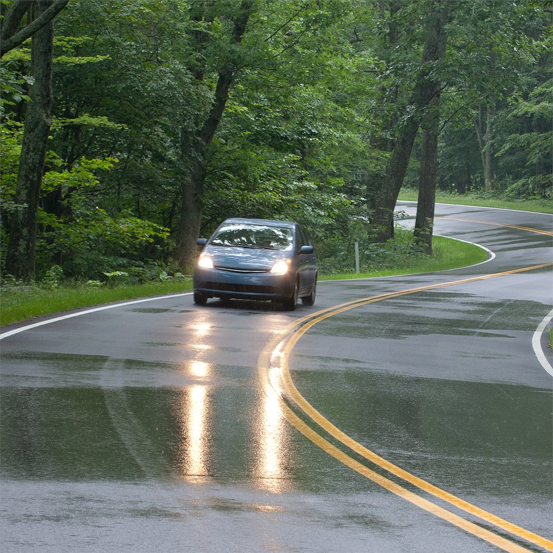 Jrichfarmers's tweet photo. Wet roads. Slippery leaves. Ice! And it’s getting dark earlier. Give yourself extra room to stop, stay a safe distance from the car in front of you and make sure your tires and brakes are in good shape. https://t.co/Vm9qKxHTii