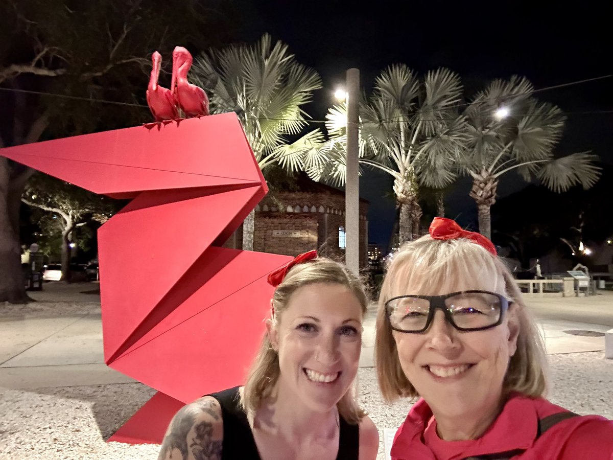 #Peakermeetup It is so special to meet up with a traveling Peaker. Had a fab dinner, chat & walk with Megan  in from frosty Colorado to balmy Florida!