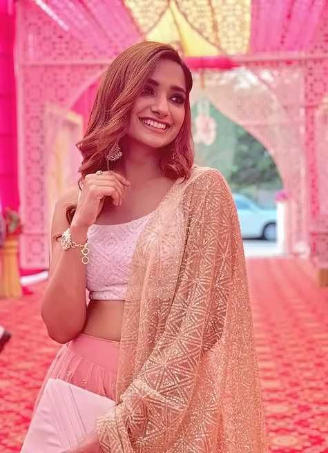 The Khabri Tak (@thekhabritak) on Twitter photo Breaking!!
CAPTIVATING JIYA SHANKAR is trending in India with over 60K tweets at Top 6 ✨🩶
<a href="/heyshankar_/">Jiya Shankar</a> is currently the most popular & beautiful heroine in the industry especially in ITV world with upword graph🔥
#JiyaShankar #AbhiYa #JiyaKiJanta #JiyaKiJabaaz
Stay tuned Breaking!!
CAPTIVATING JIYA SHANKAR is trending in India with over 60K tweets at Top 6 ✨🩶
<a href="/heyshankar_/">Jiya Shankar</a> is currently the most popular & beautiful heroine in the industry especially in ITV world with upword graph🔥
#JiyaShankar #AbhiYa #JiyaKiJanta #JiyaKiJabaaz
Stay tuned