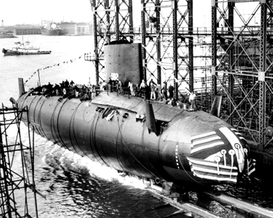 The #USNavy's last diesel submarine, USS Bonefish (SS-582), was also our last boat built with bow planes until the 688i boats appeared three decades later.
#SubTuesday #SilentService