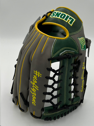 <a href="/sydneycline23/">Sydney Cline</a> is bringing some serious leather to the field this season. #lookgoodfeelgoodplaygood #NoFlyZone, <a href="/SaintLeoSB/">Saint Leo Softball</a>, @saintleobase