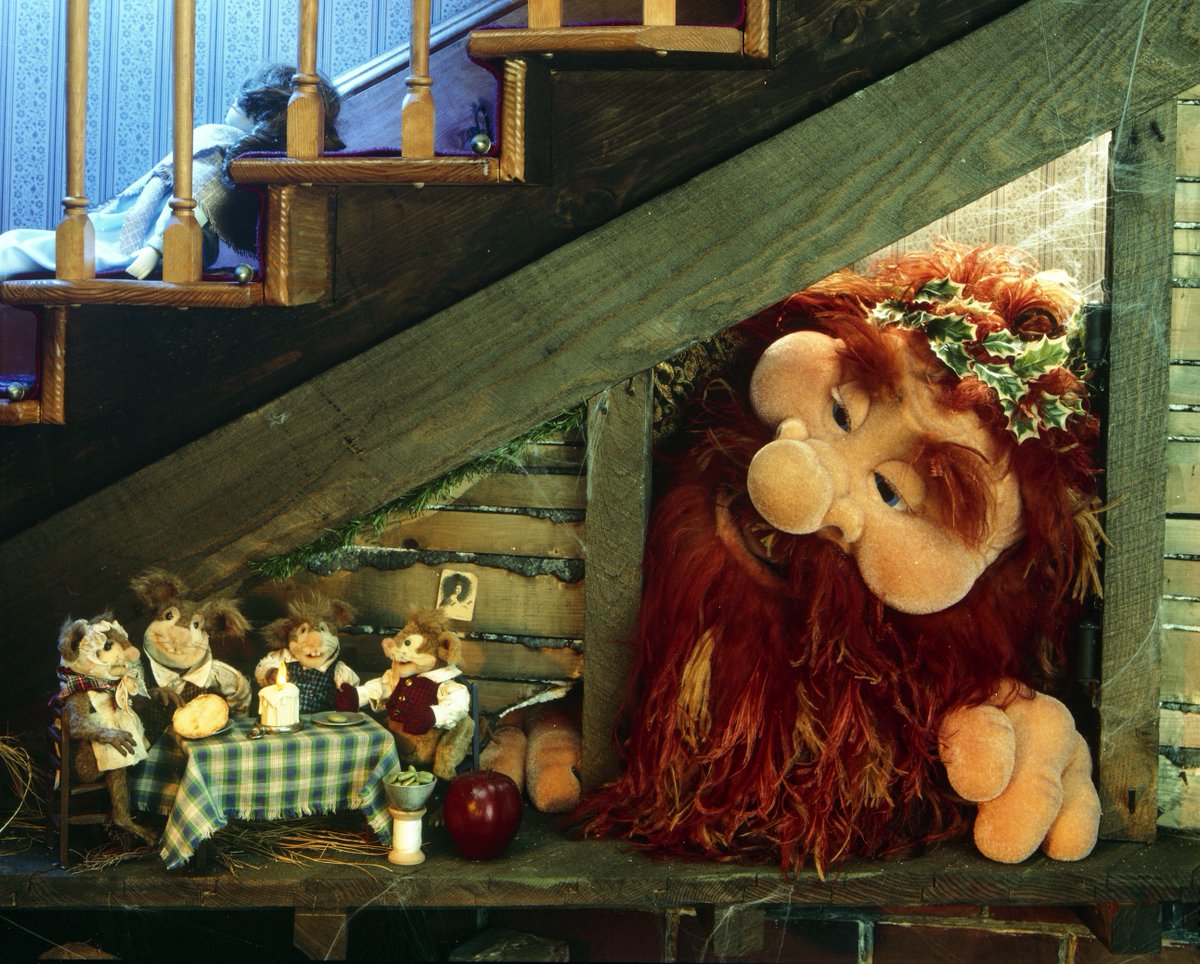 TheMuppets's tweet image. There's never a bad time to give some cheeses to those meeces. 🧀