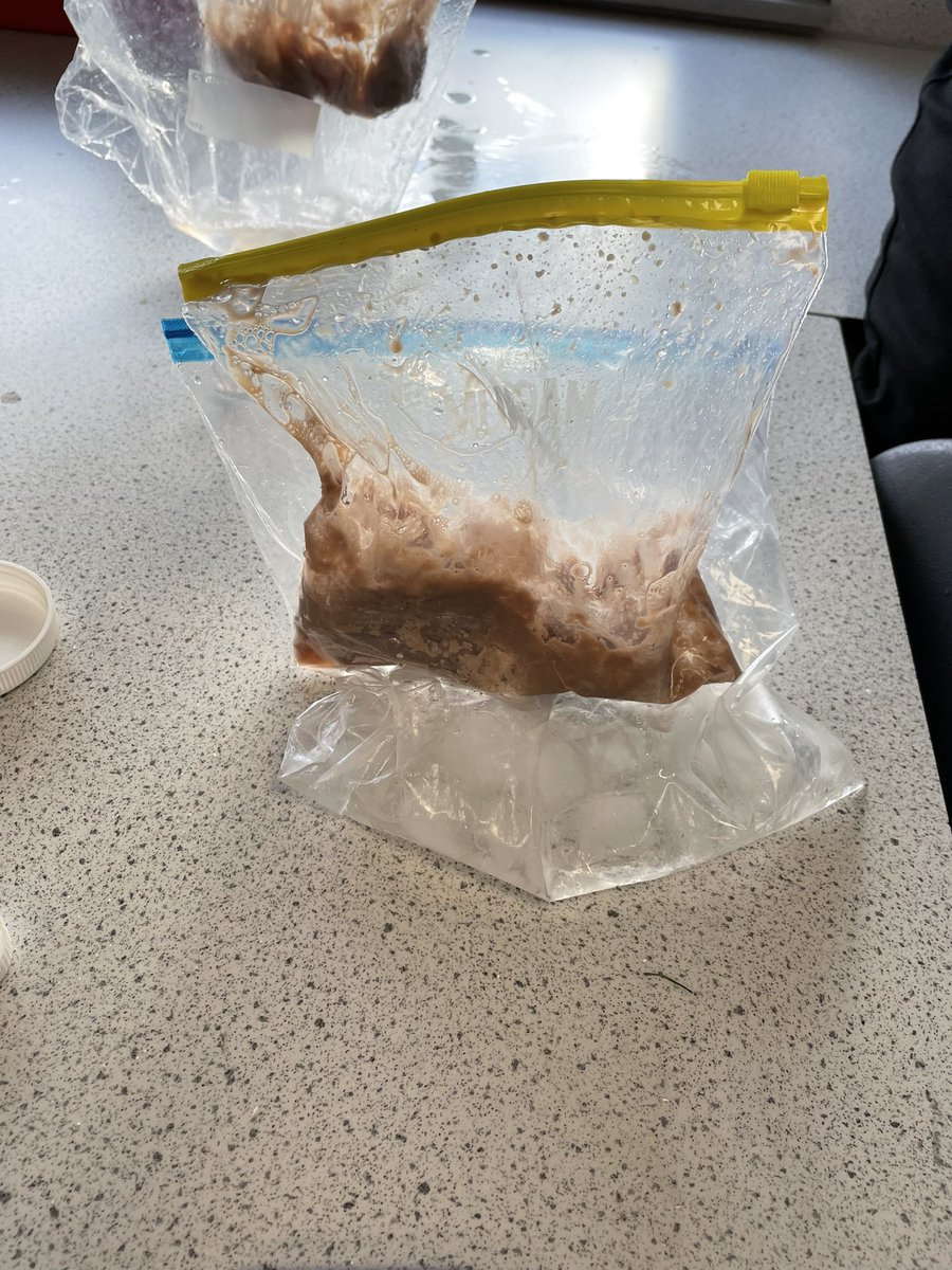 Miss Irvine tweet media