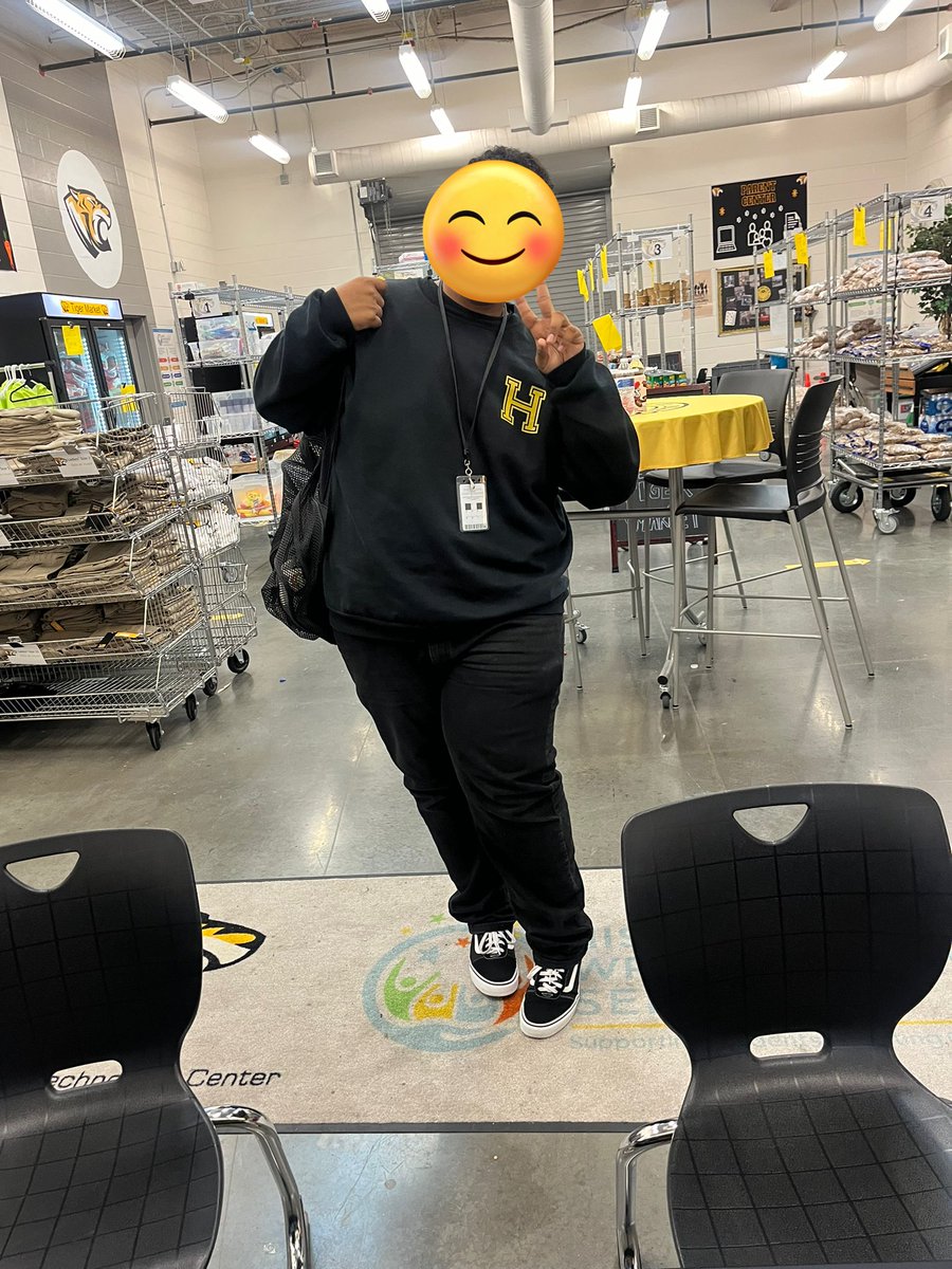 Houston MSTC Wraparound (@shmstcwrs) on Twitter photo Thank you Stacey <a href="/Soleloved/">Stacy Bourgeois</a> for always putting a smile on our students faces 👟 <a href="/SHMSTC/">Sam Houston MSTC</a> Thank you Stacey <a href="/Soleloved/">Stacy Bourgeois</a> for always putting a smile on our students faces 👟 <a href="/SHMSTC/">Sam Houston MSTC</a>